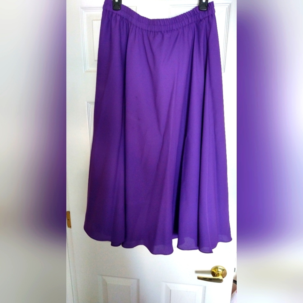 Romans crepe skirt 18W
